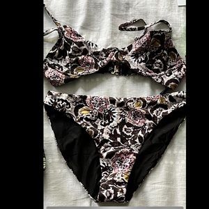 Beach Riot bikini set NWT XS